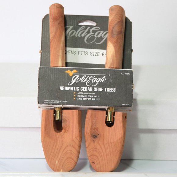 Aromatic Cedar Shoe Trees Gold Eagle Women's Size 6-9 - Picture 1 of 6